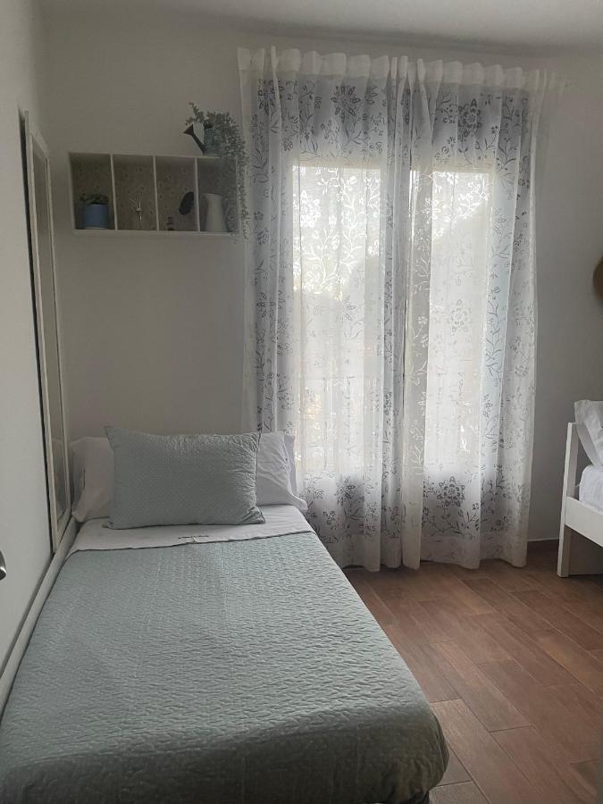 La Casa De Las Flores De El Hornillo Kültér fotó