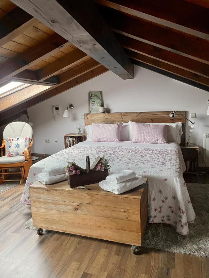 La Casa De Las Flores De El Hornillo Kültér fotó
